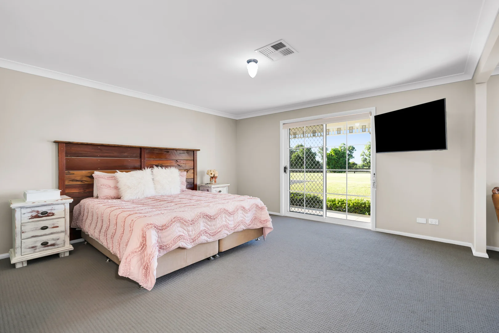 Additional image 18 of 3 Crawford Creek Place, Razorback NSW 2571