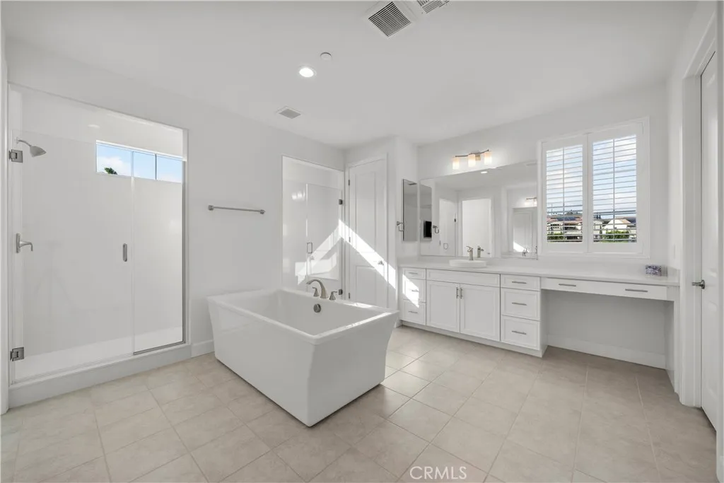Additional image 69 of 8327 N Mariposa Court, Canoga Park, CA 91304