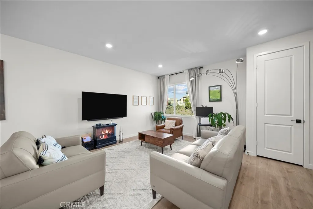 Additional image 62 of 27616 Symphony Place, Valencia, CA 91381