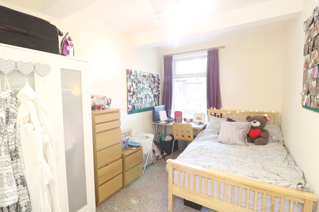 Additional image 11 of 6 bed shared accommodation to rentThompson Road, Sheffield S11