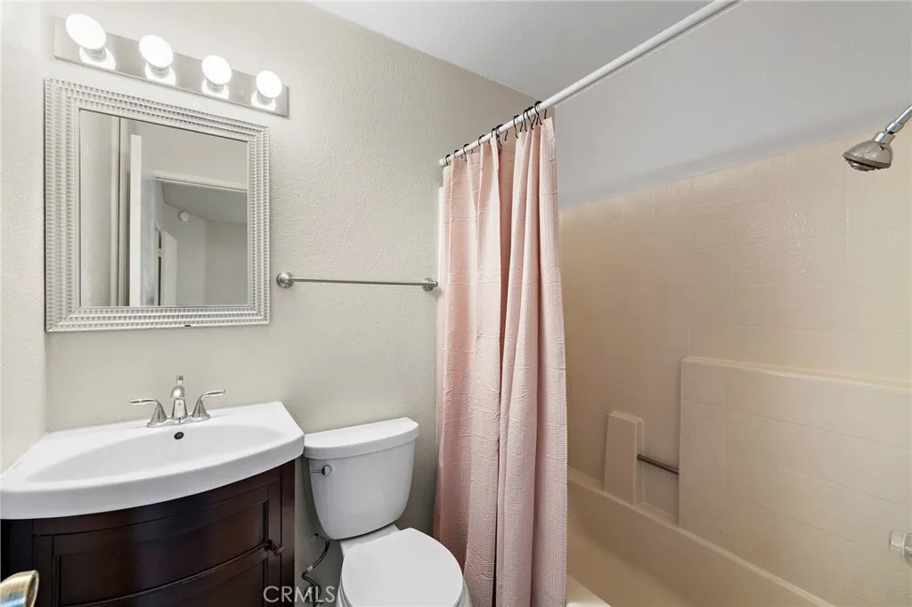Additional image 71 of 5050 Canyon Crest Dr Unit 7, Riverside, CA 92507