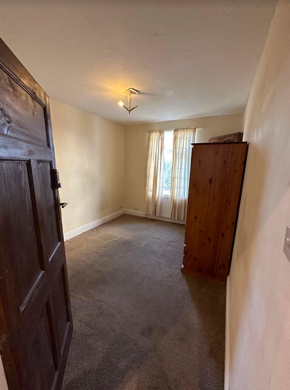 Additional image 13 of 6 bed semi-detached house to rentGloucester Road North, Bristol BS7