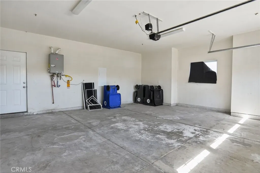 Additional image 66 of 16015 Ceres Avenue, Fontana, CA 92335
