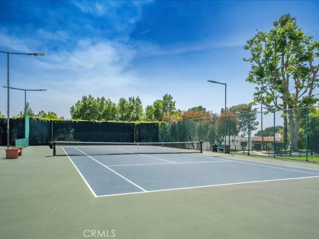 Additional image 31 of 9735 Via Roma, Burbank, CA 91504