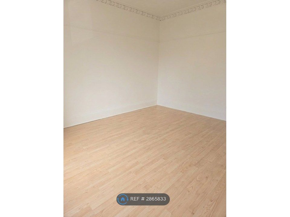 Additional image 6 of 3 bed flat to rentBrisbane St, Greenock PA16