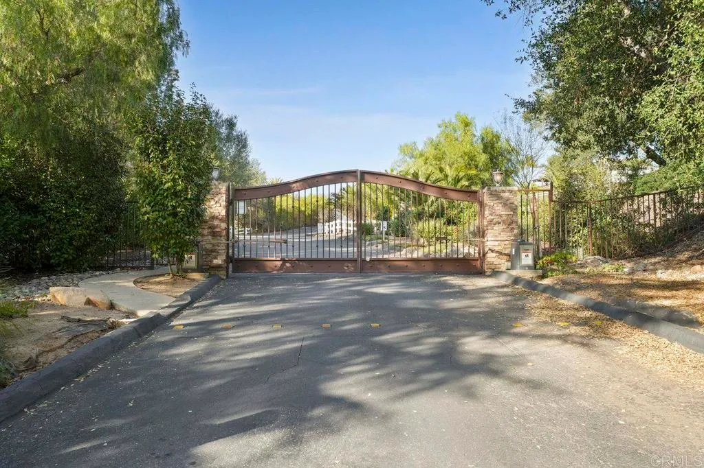 Additional image 14 of 27051 Toyon Ridge Trail, Valley Center, CA 92082