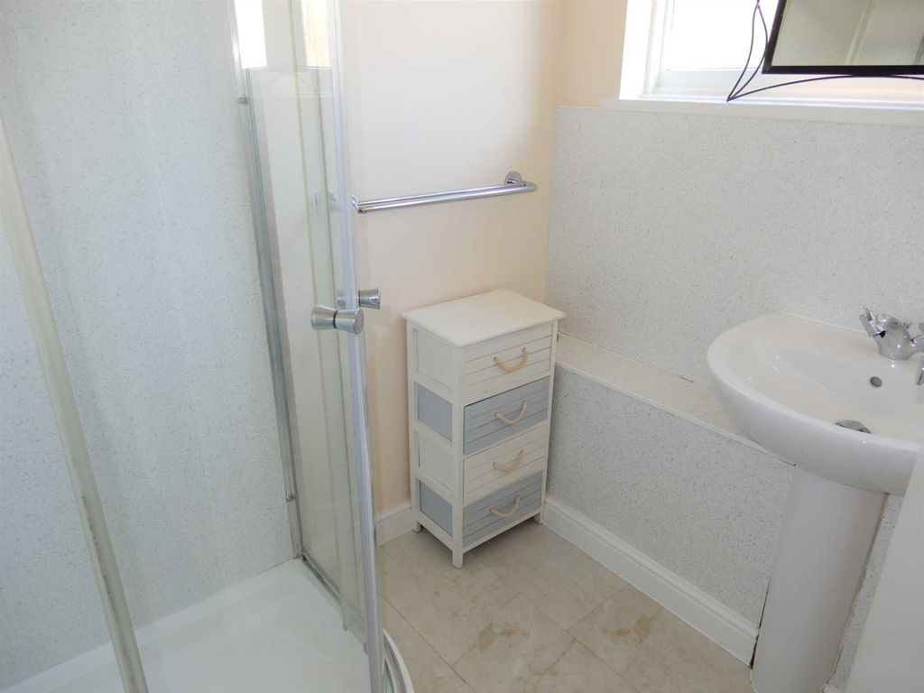 Additional image 11 of 3 bed terraced house to rentCulpepper Close, Canterbury CT2