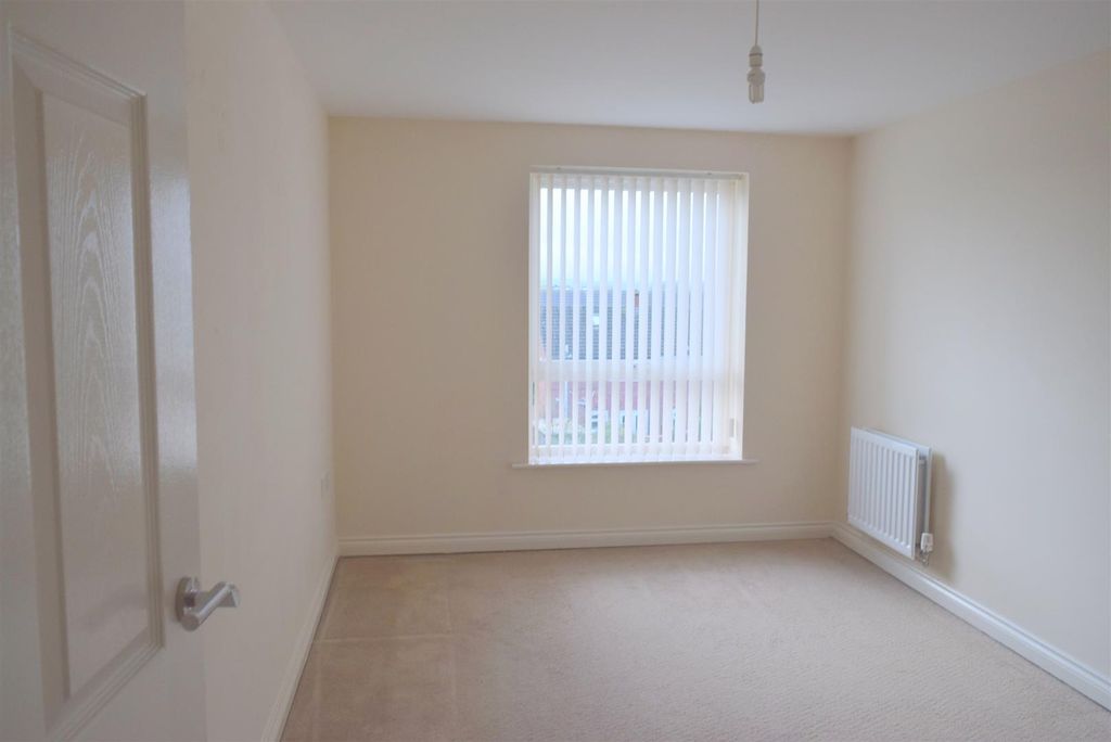 Additional image 3 of Studio to rentBlacon Point Road, Chester CH1