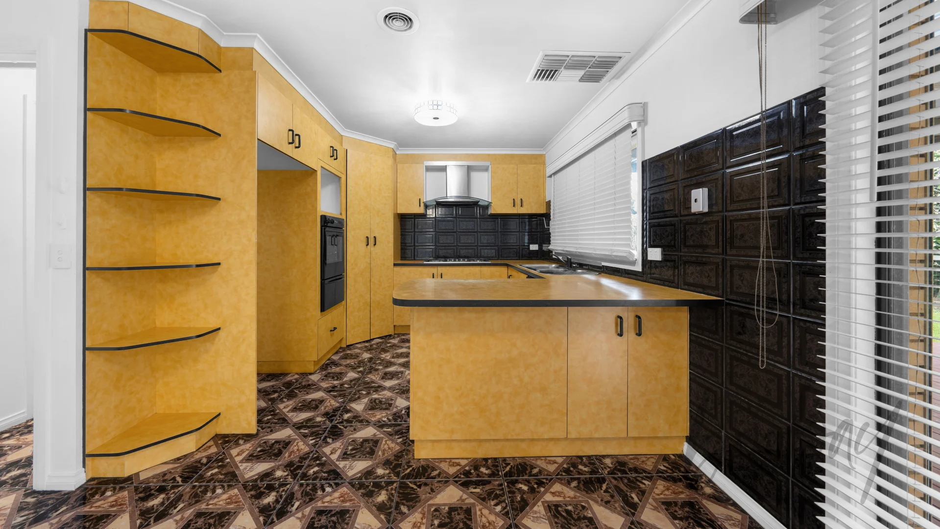 Additional image 2 of 7 Sunnybrook Court, Craigieburn VIC 3064
