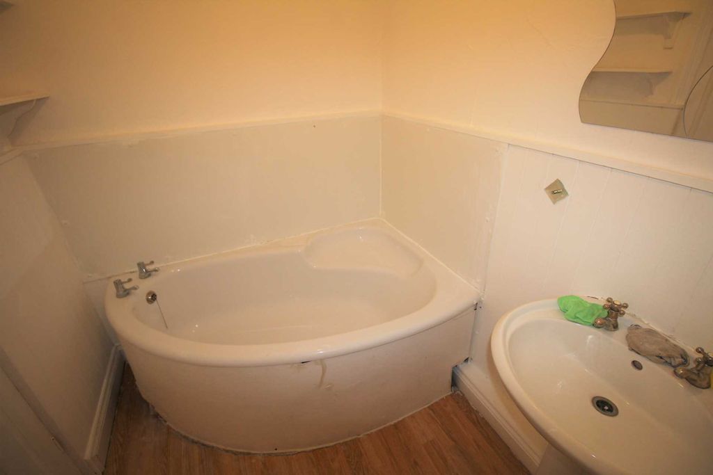 Additional image 6 of 2 bed flat to rentMilton Road, Weston Super Mare BS23