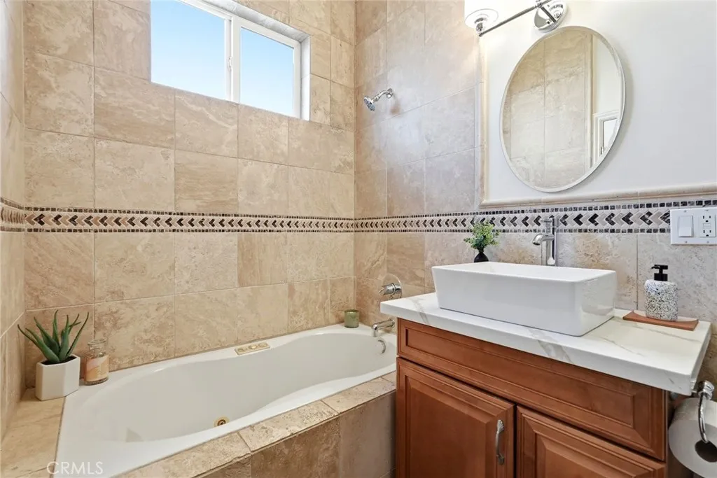 Additional image 19 of 435 Eton Drive, Burbank, CA 91504