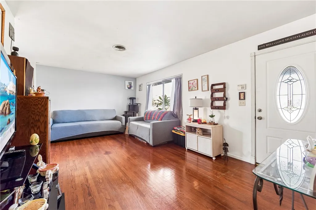 Additional image 4 of 10271 Garrett Road, Stanton, CA 90680