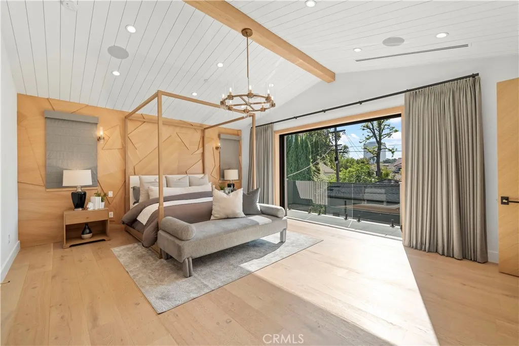 4765 Lemona Avenue, Sherman Oaks, CA 91403 photo 5