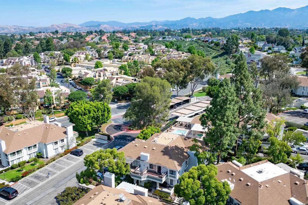 25685 Sycamore Pointe Unit 3G, Lake Forest, CA 92630