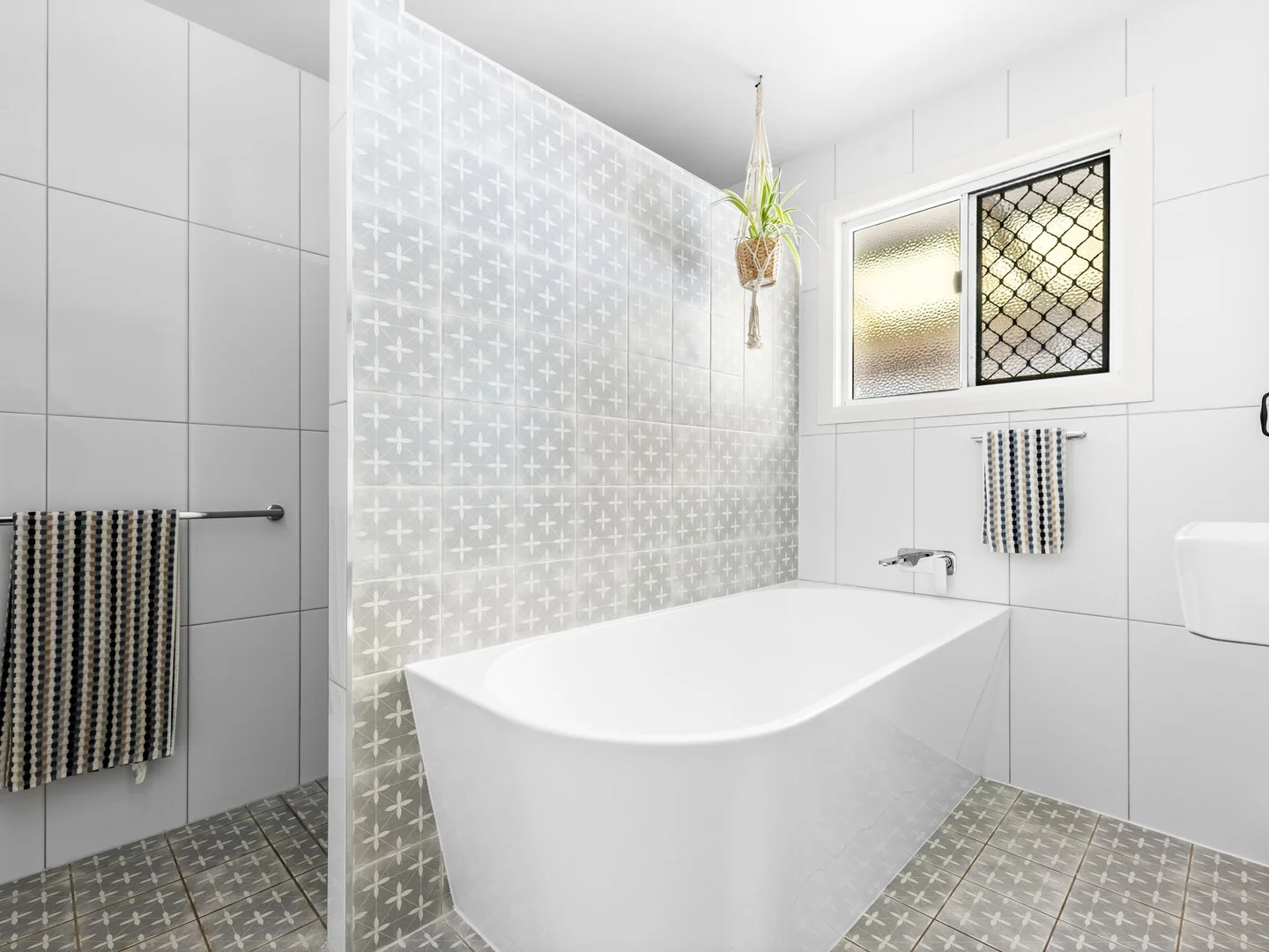 Additional image 10 of 4 Loch Street, Centenary Heights QLD 4350