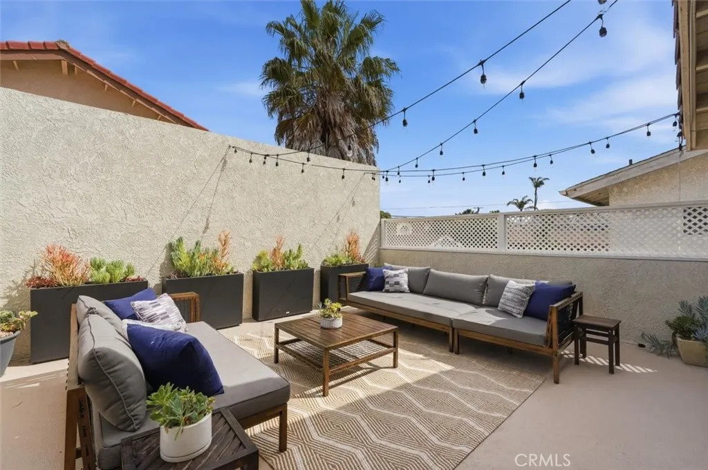 Additional image 6 of 2220 Clark Ln #B, Redondo Beach, CA 90278