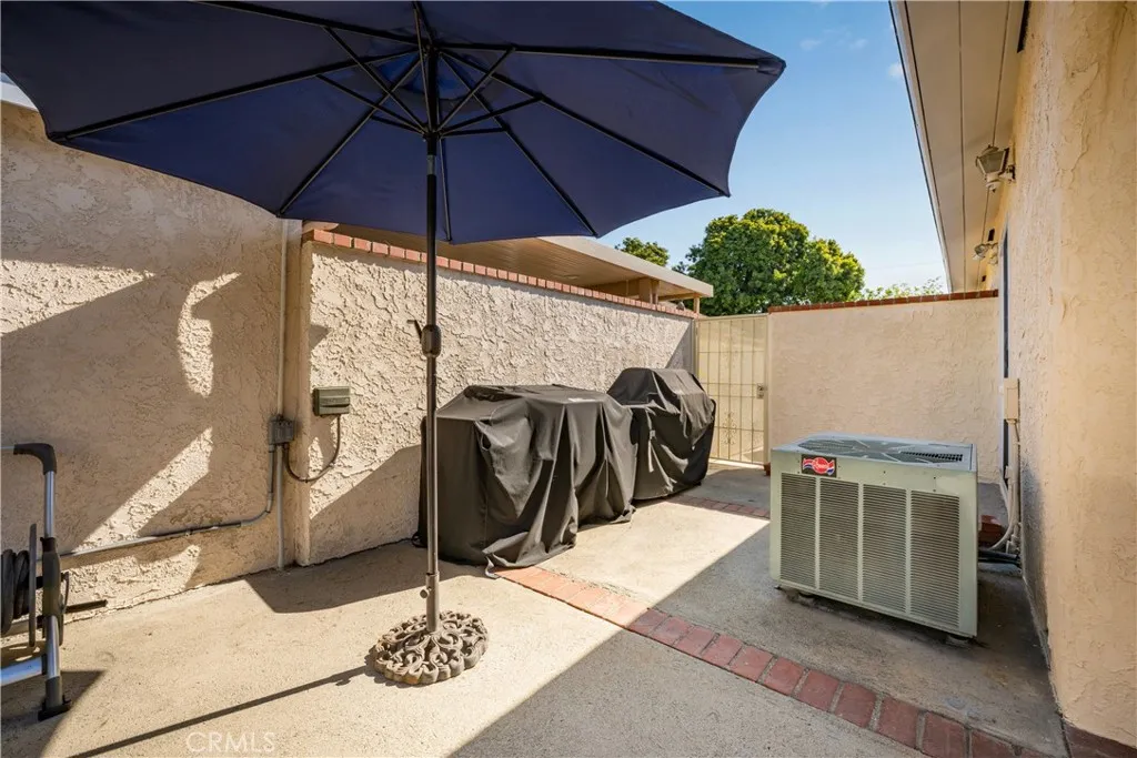 Additional image 102 of 3141 San Anseline Ave, Long Beach, CA 90808