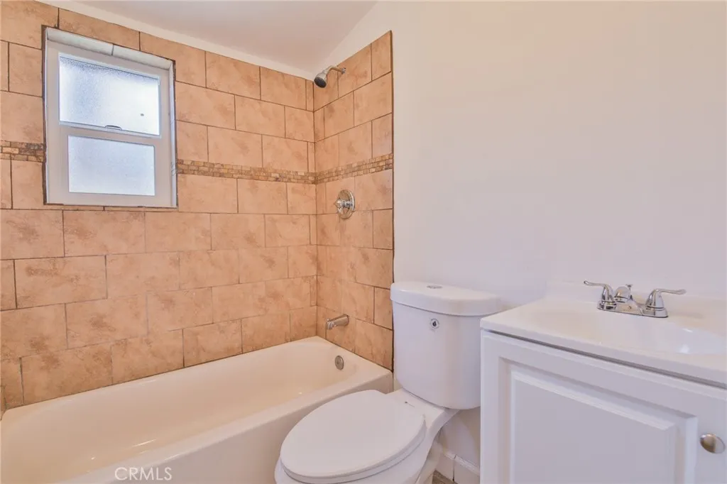 Additional image 21 of 1712 E 57th St, Los Angeles, CA 90058