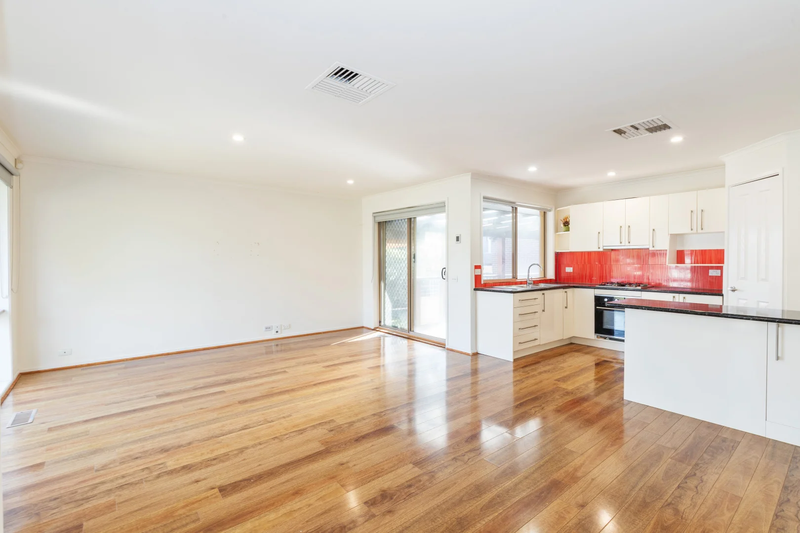 Additional image 3 of 81 Luscombe Avenue, Carrum Downs VIC 3201