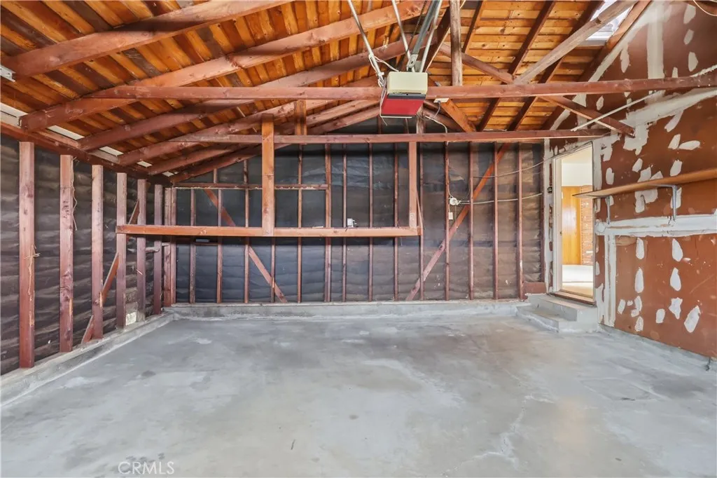 18505 S Dalton Avenue, Gardena, CA 90248