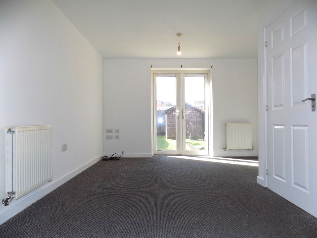 Additional image 5 of 3 bed town house to rentRegal Walk, Bridgwater TA6