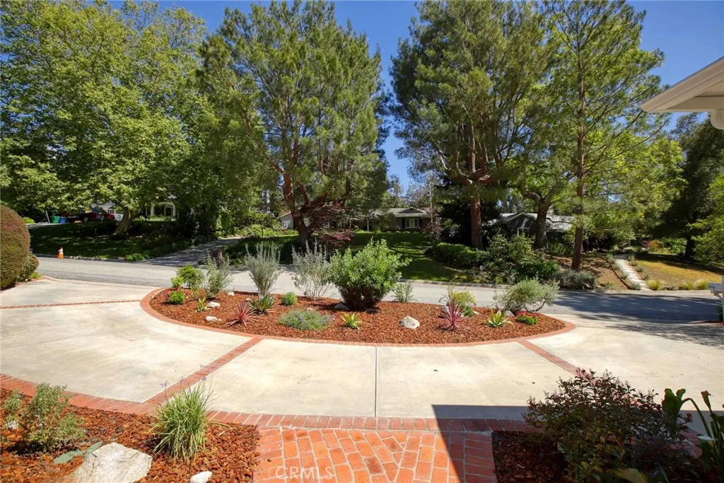 Additional image 104 of 5127 Solliden Ln, La Canada Flintridge, CA 91011