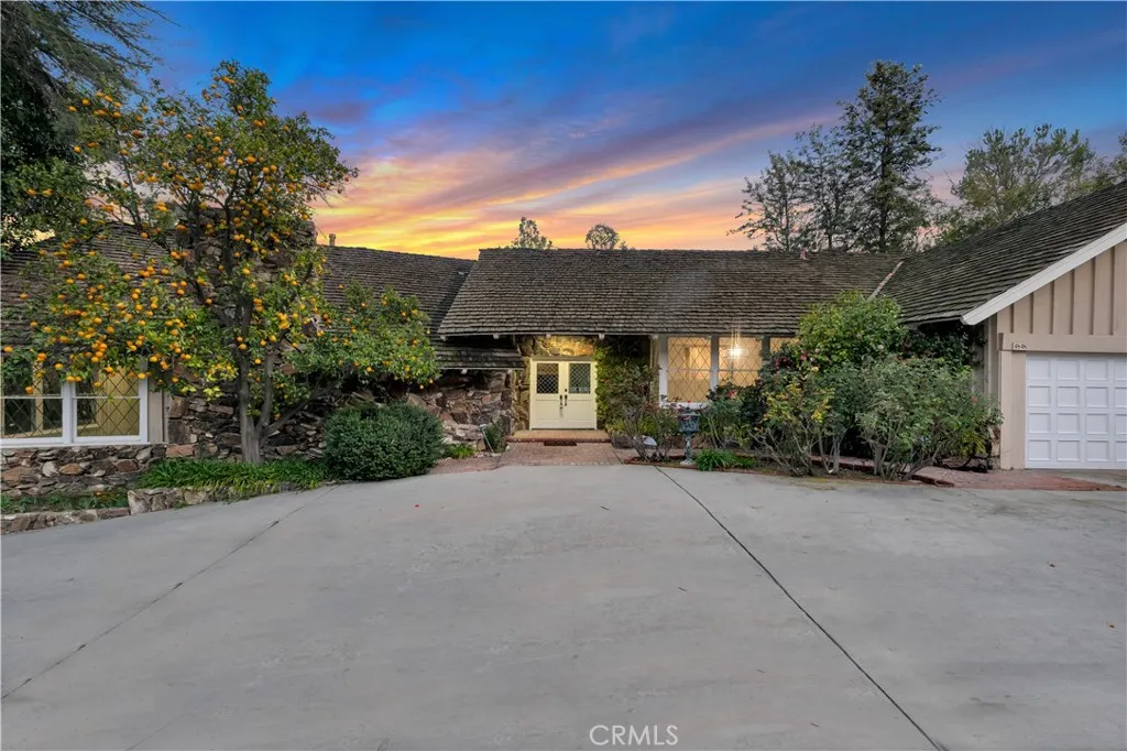 Additional image 11 of 4809 Queen Victoria Road, Woodland Hills, CA 91364