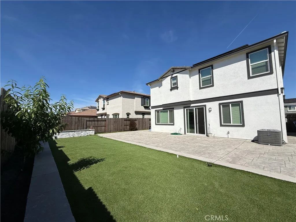 Additional image 11 of 855 Helmsley Dr, Vacaville, CA 95687