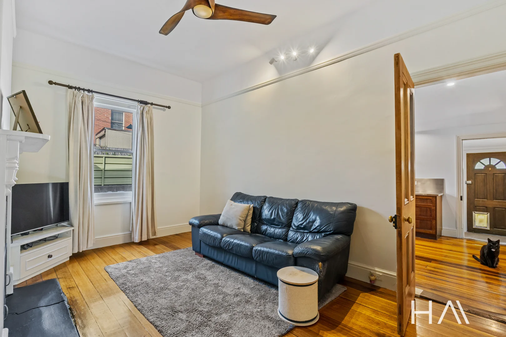 Additional image 7 of 96 Giblin Street, Lenah Valley TAS 7008
