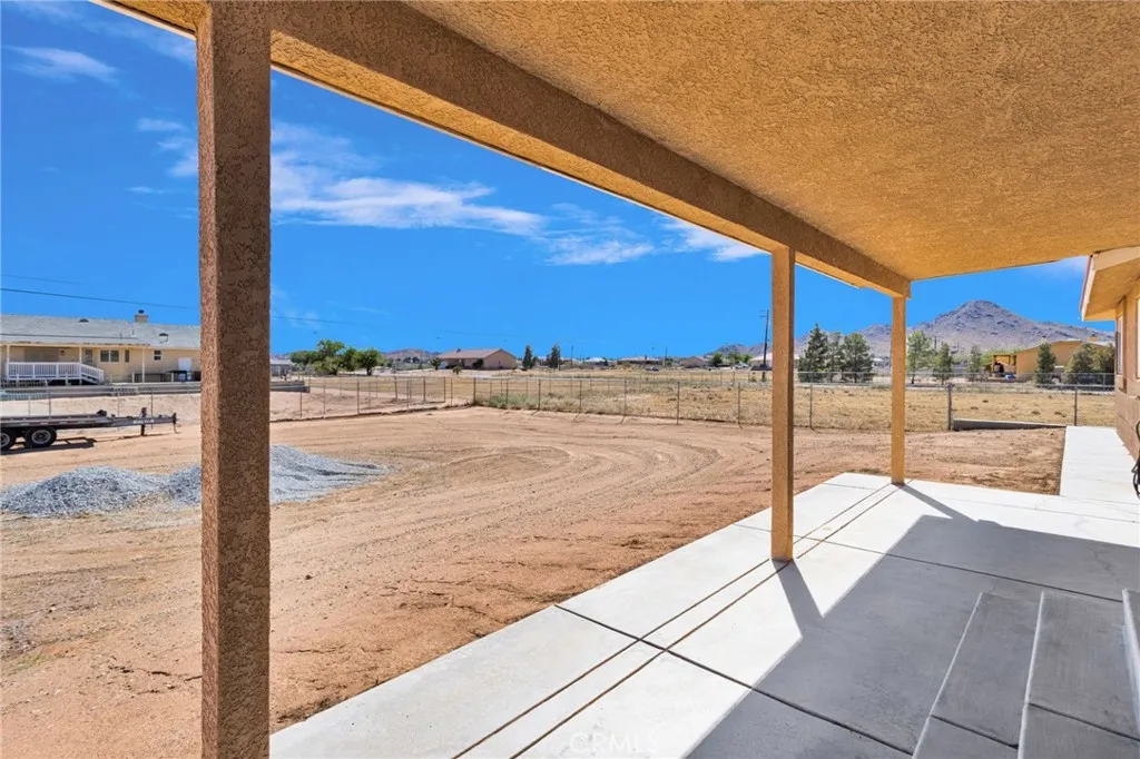 Additional image 88 of 21237 South Road, Apple Valley, CA 92307