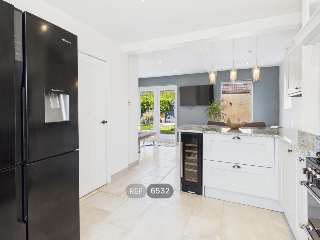 Additional image 3 of 4 bed detached house to rentPelham Close, Beverley HU17