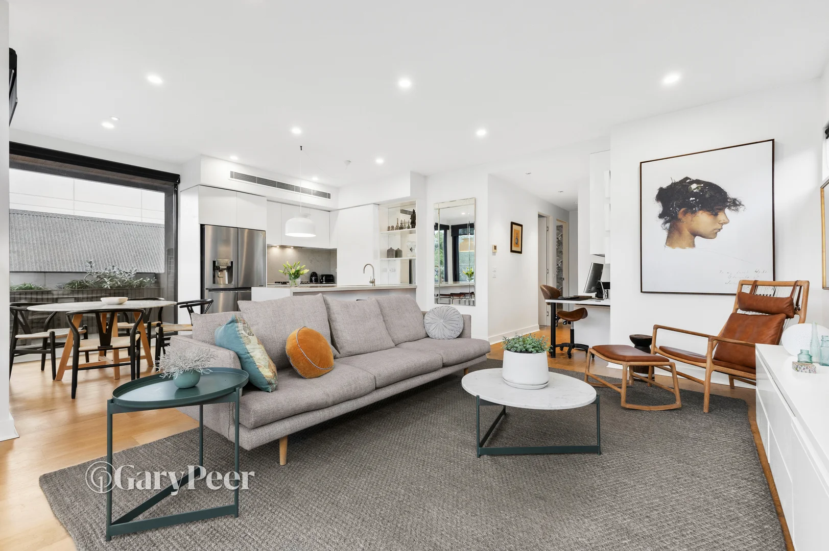 Additional image 2 of 201/92 Hawthorn Road, Caulfield North VIC 3161