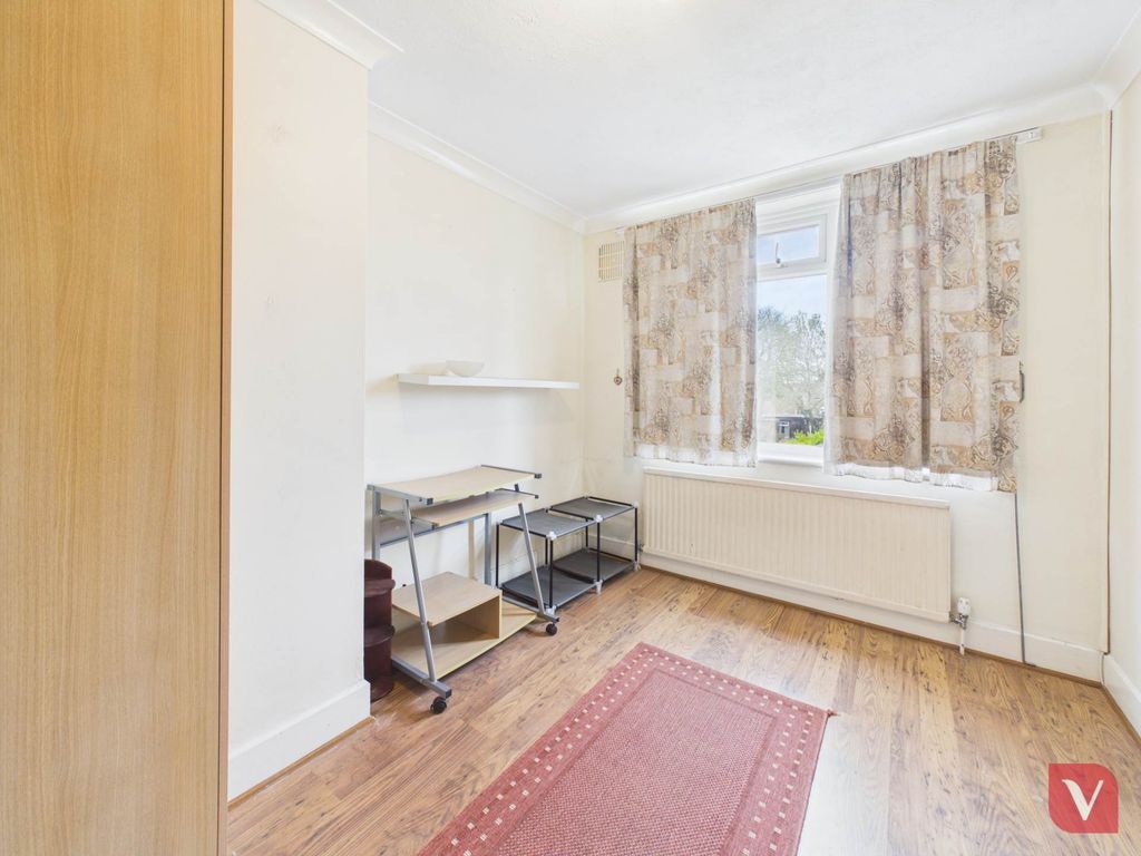 Additional image 6 of 3 bed end terrace house to rentPoynters Road, Luton LU4