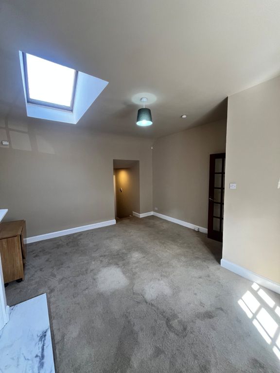 2 bed semi-detached house to rentDuddingston Mills, Edinburgh EH8 photo 4