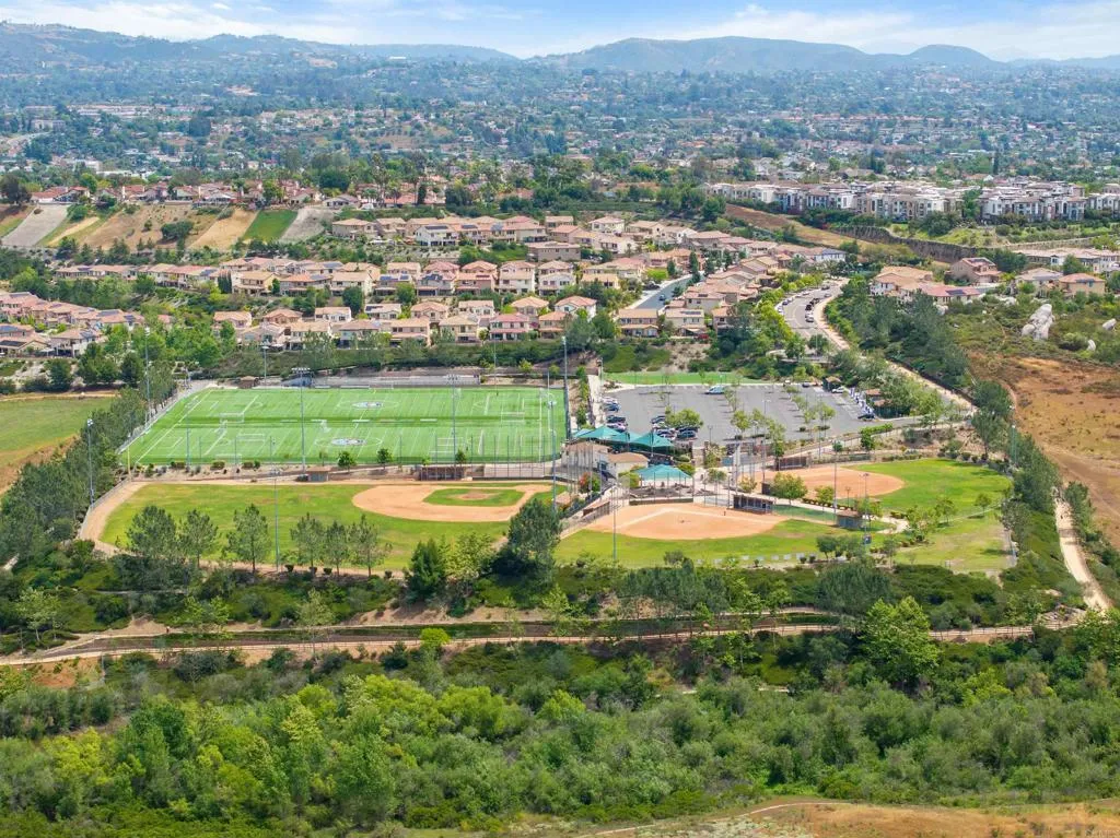 5013 Sunrose Court, Oceanside, CA 92056