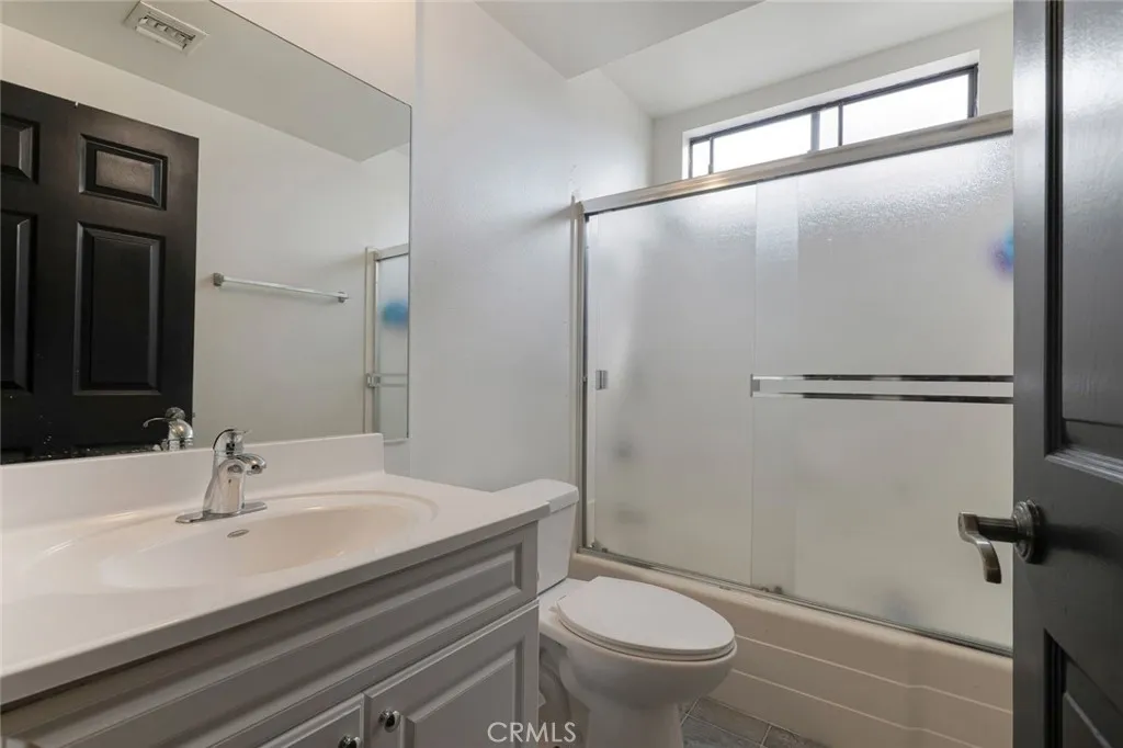 Additional image 54 of 10231 Independence Ave Unit C17, Chatsworth, CA 91311