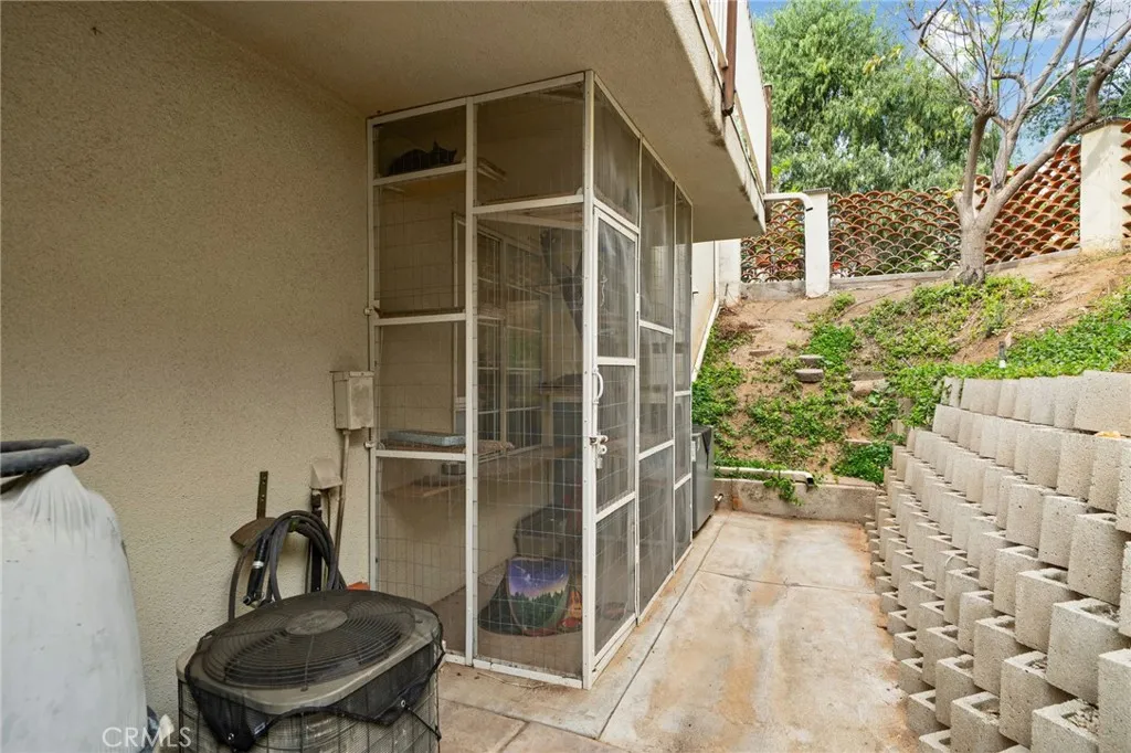 Additional image 113 of 334 Lakeside Ave, Redlands, CA 92373
