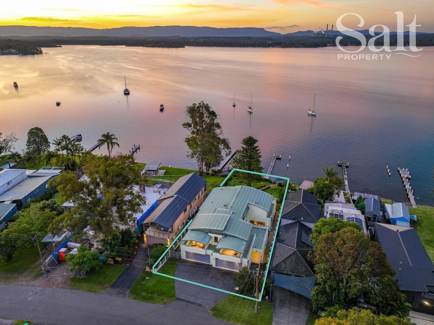 189 Grand Parade, Bonnells Bay NSW 2264