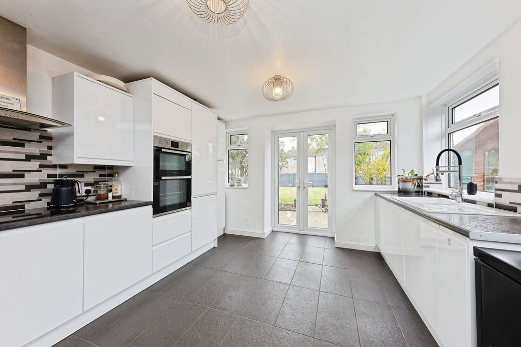 Additional image 2 of 3 bed semi-detached house for saleBursill Crescent, Ramsgate, Kent CT12