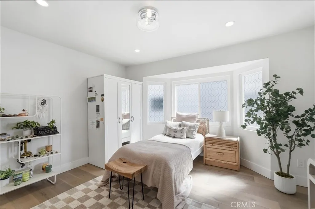 Additional image 40 of 2220 Clark Ln #B, Redondo Beach, CA 90278