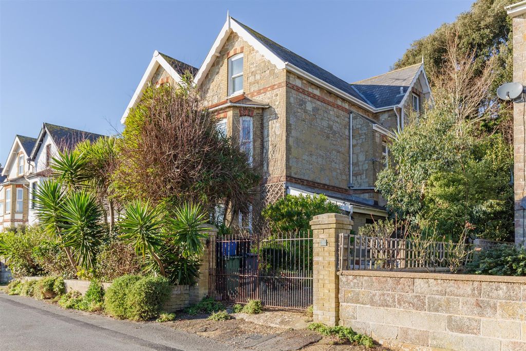 Additional image 21 of 5 bed property for saleBonchurch, Isle Of Wight PO38