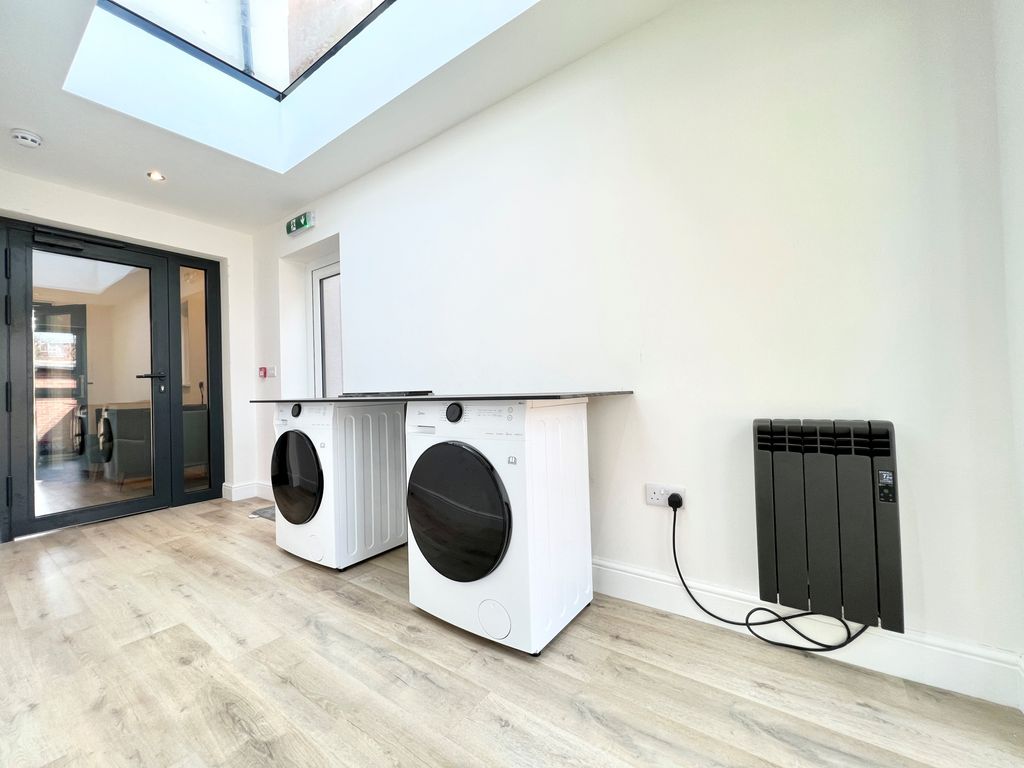 Additional image 16 of Room to rentPark Road, Ilford IG1