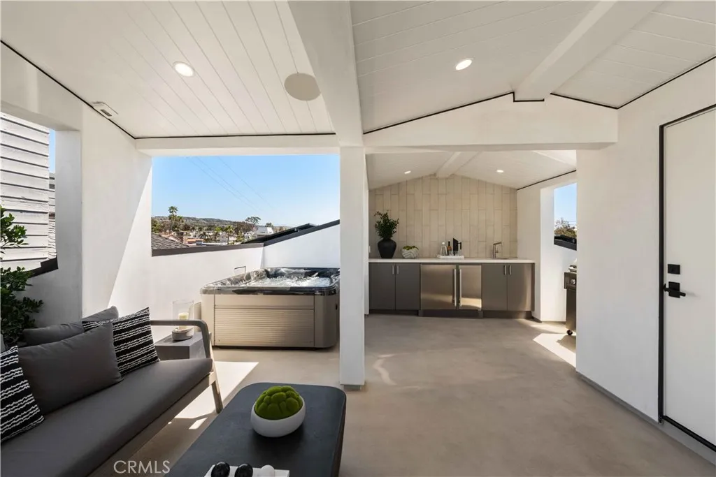 Additional image 12 of 412 Heliotrope Ave, Corona Del Mar, CA 92625
