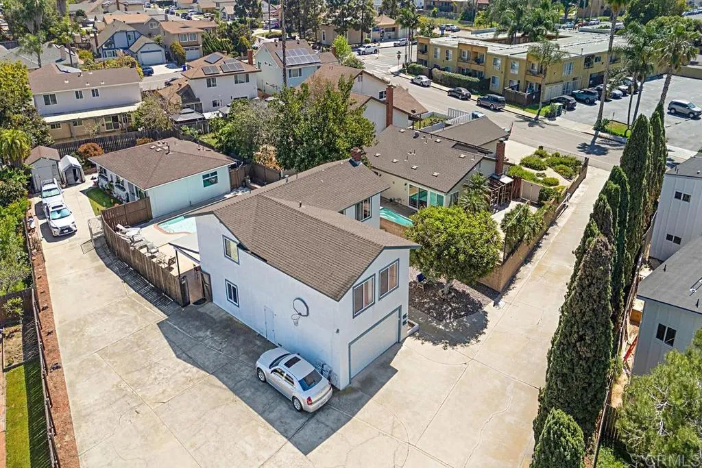 Additional image 44 of 5676 Chateau Dr, San Diego, CA 92117