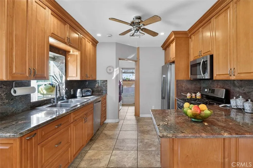 Additional image 15 of 820 S Kenneth, Burbank, CA 91501