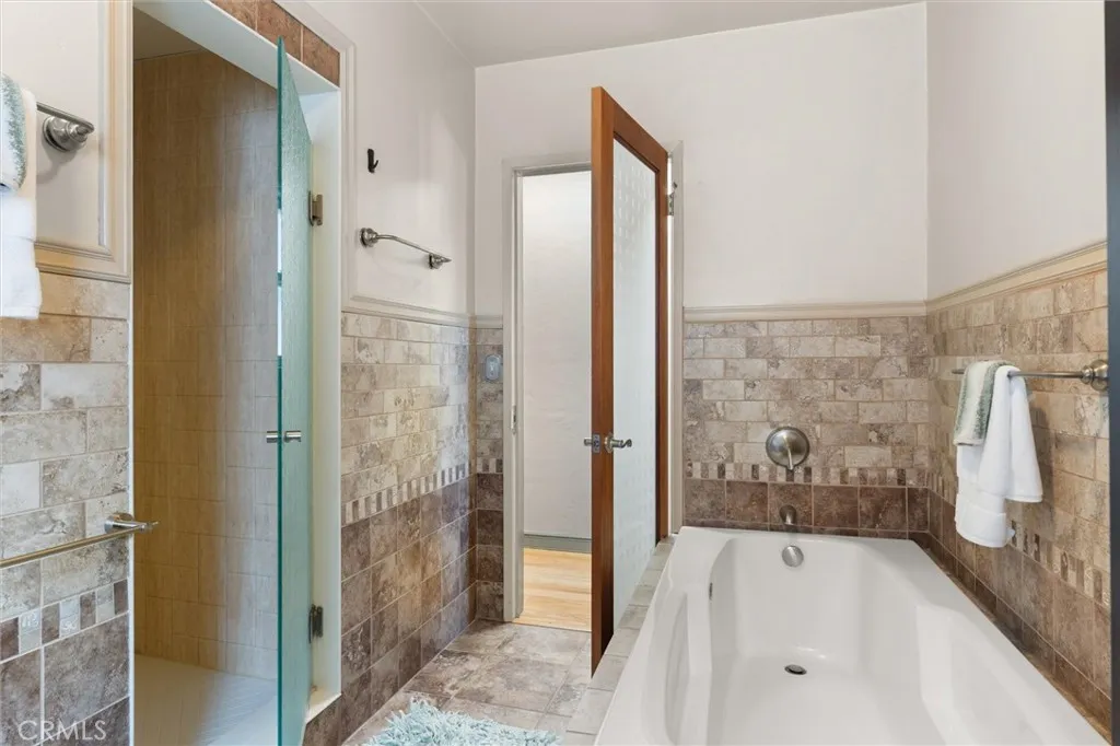 Additional image 23 of 3903 W 59th Place, Los Angeles, CA 90043