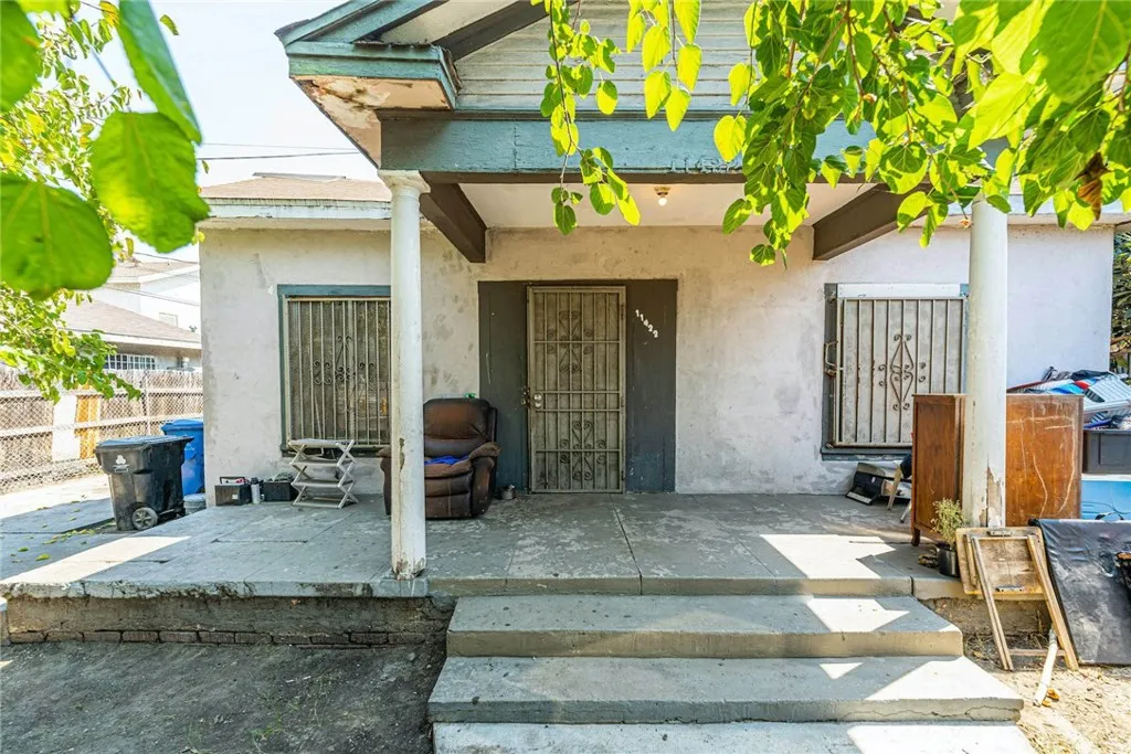 Additional image 3 of 11422 Willowbrook Ave, Los Angeles, CA 90059