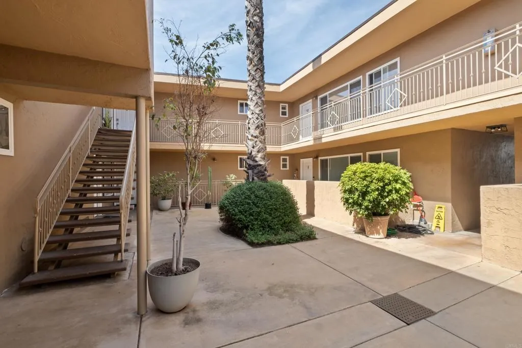 Additional image 5 of 5510 Adelaide Avenue Unit 3, San Diego, CA 92115