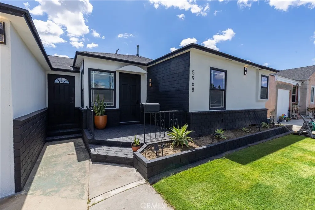 Additional image 3 of 5968 Gardendale St, South Gate, CA 90280
