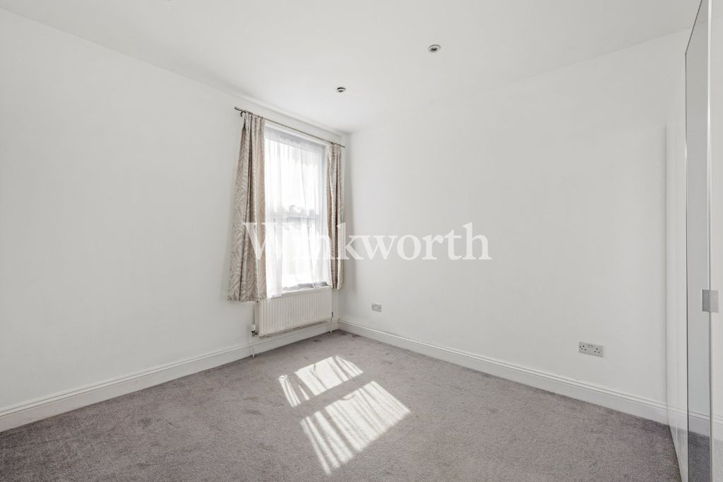 Additional image 9 of 3 bed flat to rentColeraine Road, London N8